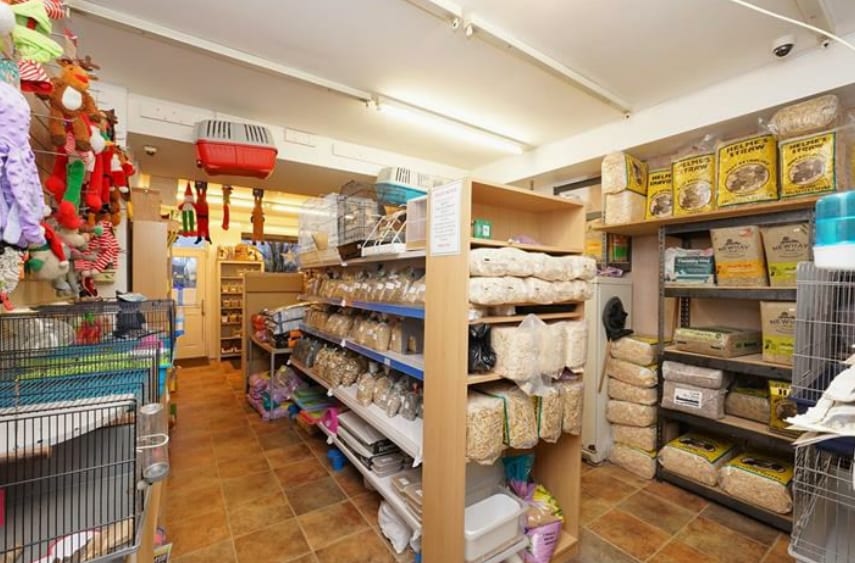 8 Crellin St, Barrow In Furness for sale - Interior Photo - Image 3 of 7