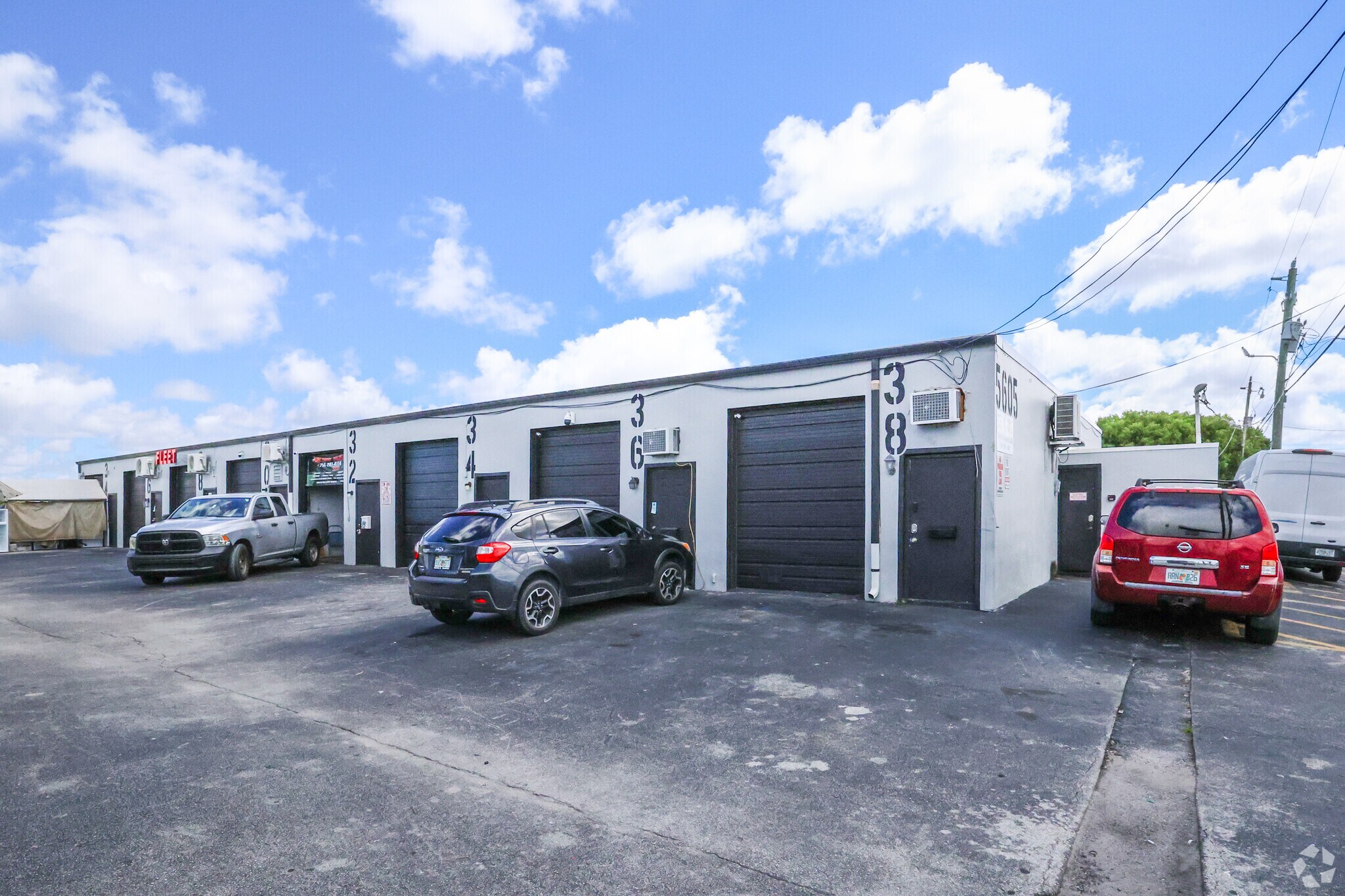 5605 NW 8th St, Margate, FL à vendre Photo principale- Image 1 de 9