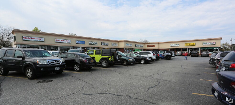 1906-1928 Wantagh Ave, Wantagh, NY for lease - Primary Photo - Image 1 of 6