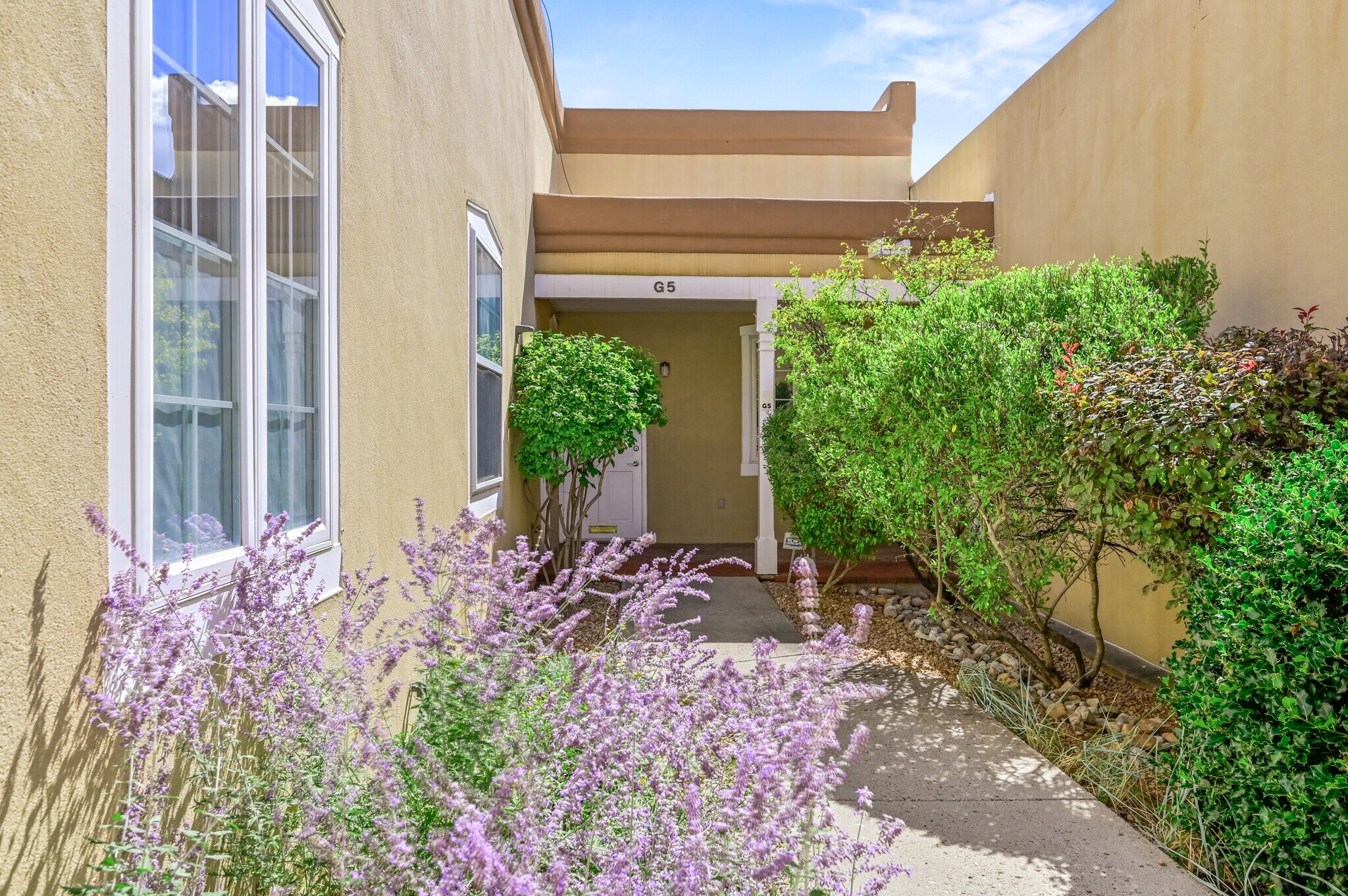 2019 Galisteo St, Santa Fe, NM à louer Photo du bâtiment- Image 1 de 16