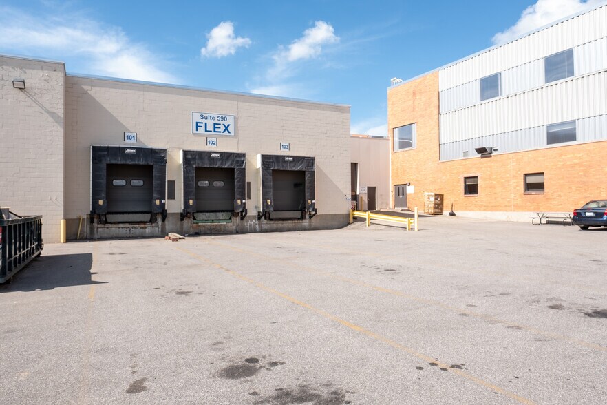 1120 36th St SE, Grand Rapids, MI à louer - Photo du bâtiment - Image 2 de 9