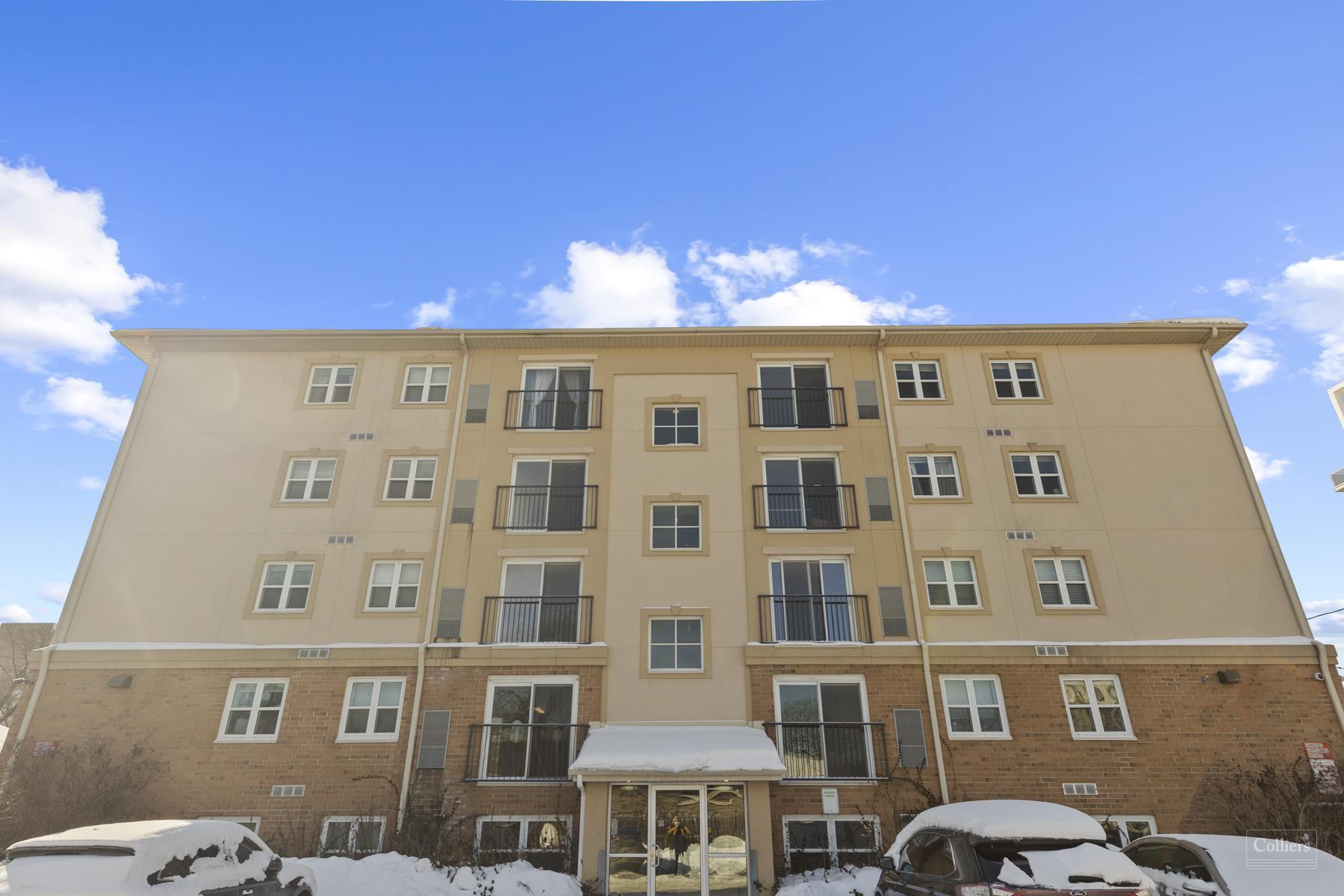 350 Lester St W, Waterloo, ON à vendre Photo principale- Image 1 de 1