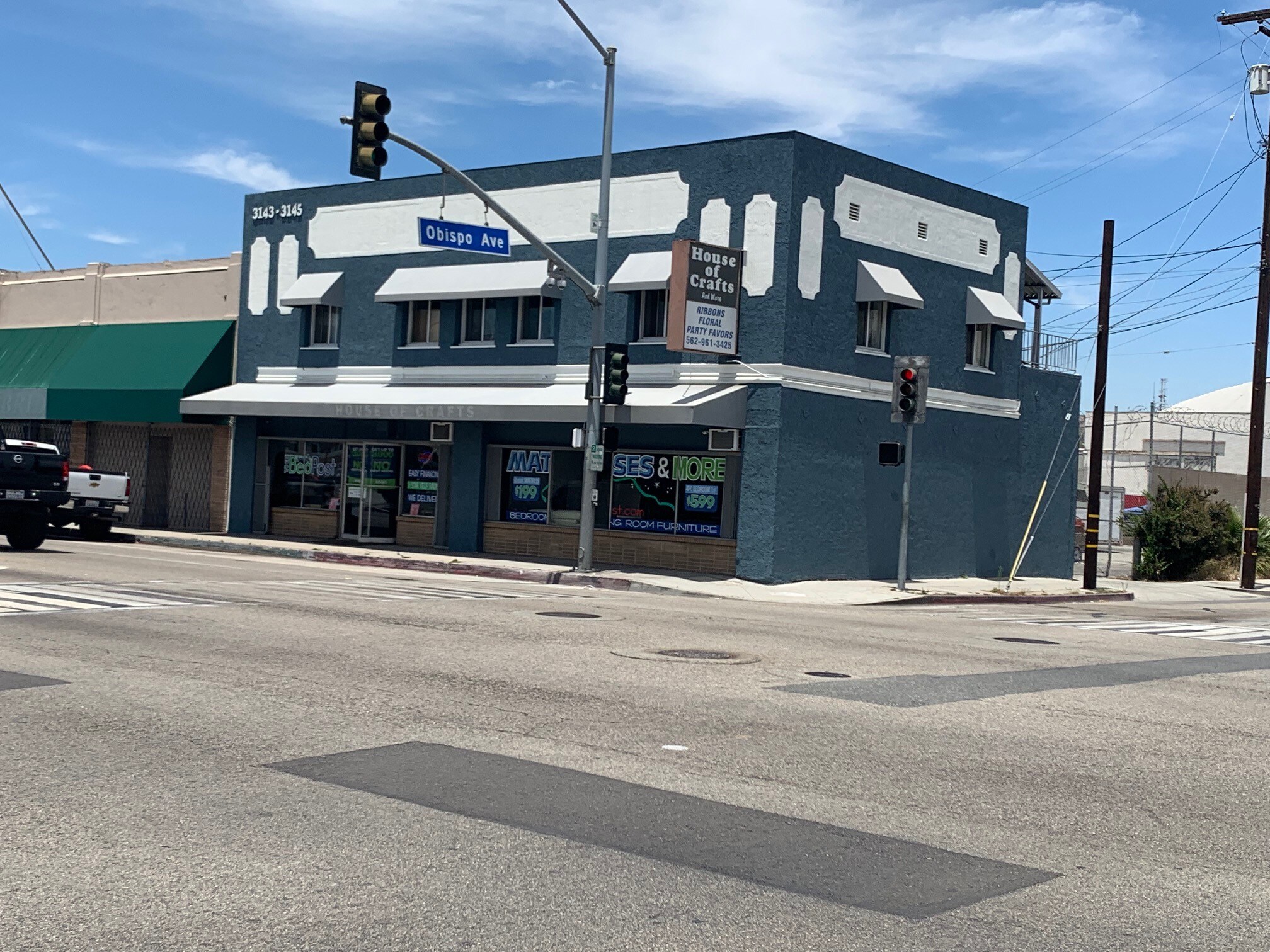 3143-3145 E Anaheim St, Long Beach, CA à louer Photo du bâtiment- Image 1 de 18