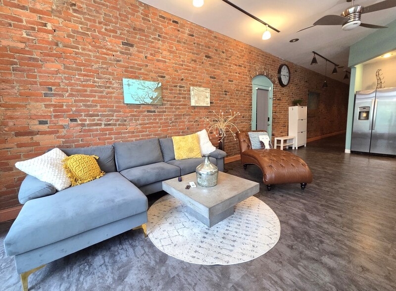 14 E 3rd St, Jamestown, NY for sale - Building Photo - Image 2 of 22