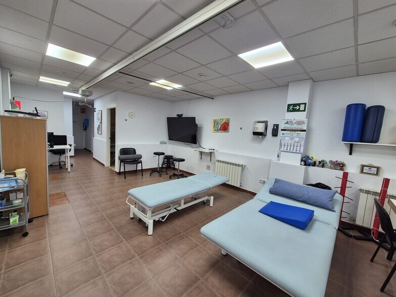 Multifamily in Madrid, Madrid for sale - Interior Photo - Image 2 of 2