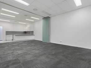 15 Station Rd, Logan Central for lease Interior Photo- Image 2 of 8