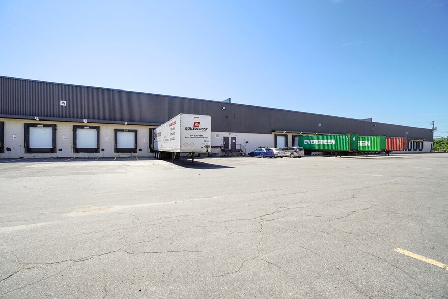 2900 Av André, Dorval, QC for lease - Building Photo - Image 2 of 10
