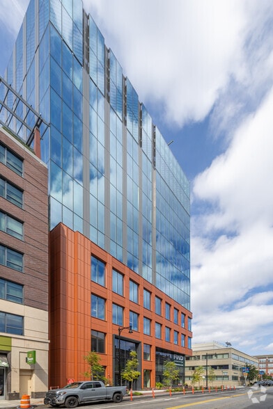 109 Brookline Ave, Boston, MA à louer - Photo du bâtiment - Image 2 de 4