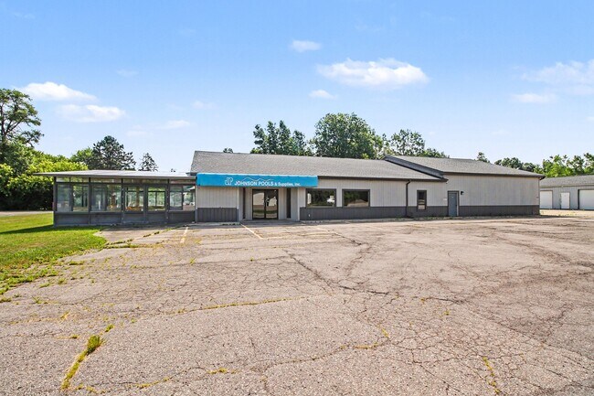 Plus de détails pour 6017 W Pierson Rd, Flushing, MI - Commerce de détail à vendre