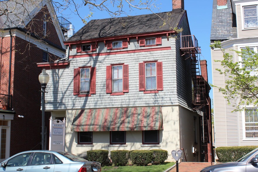 14-18 Elm St, Morristown, NJ à louer - Photo du bâtiment - Image 3 de 9