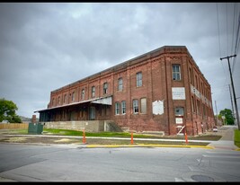 1702 Campbell St, Sandusky OH - Warehouse