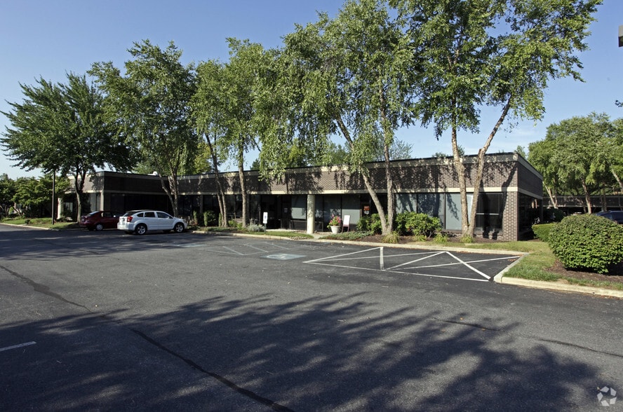 3893 Adler Pl, Bethlehem, PA for lease - Building Photo - Image 2 of 4