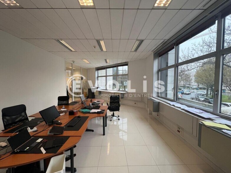 Bureau dans Noisy-le-Grand à vendre - Photo intérieure - Image 2 de 6