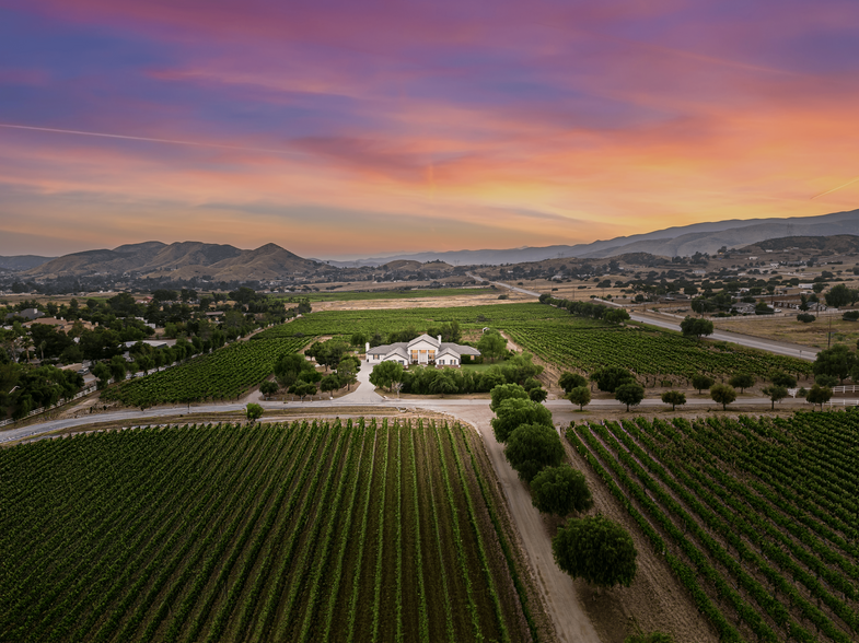 9640 Sierra Hwy, Agua Dulce, CA for sale - Aerial - Image 1 of 57