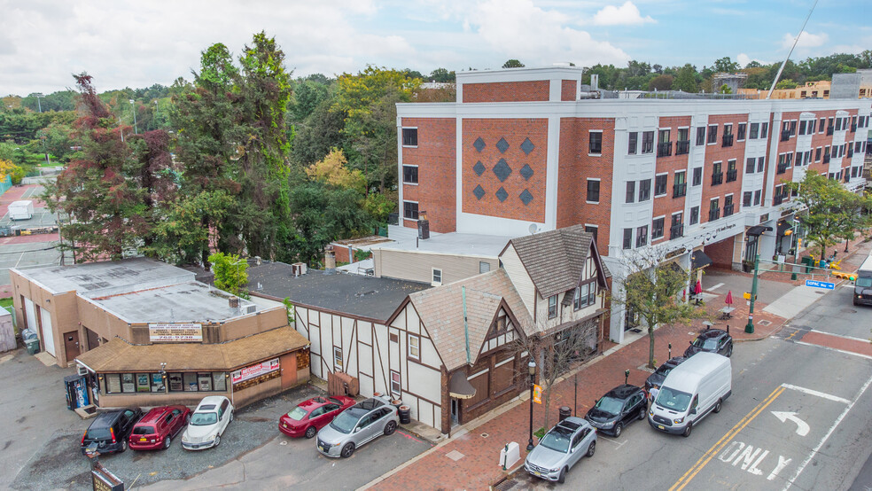 57 S Orange Ave W, South Orange, NJ à vendre - Photo du bâtiment - Image 1 de 1