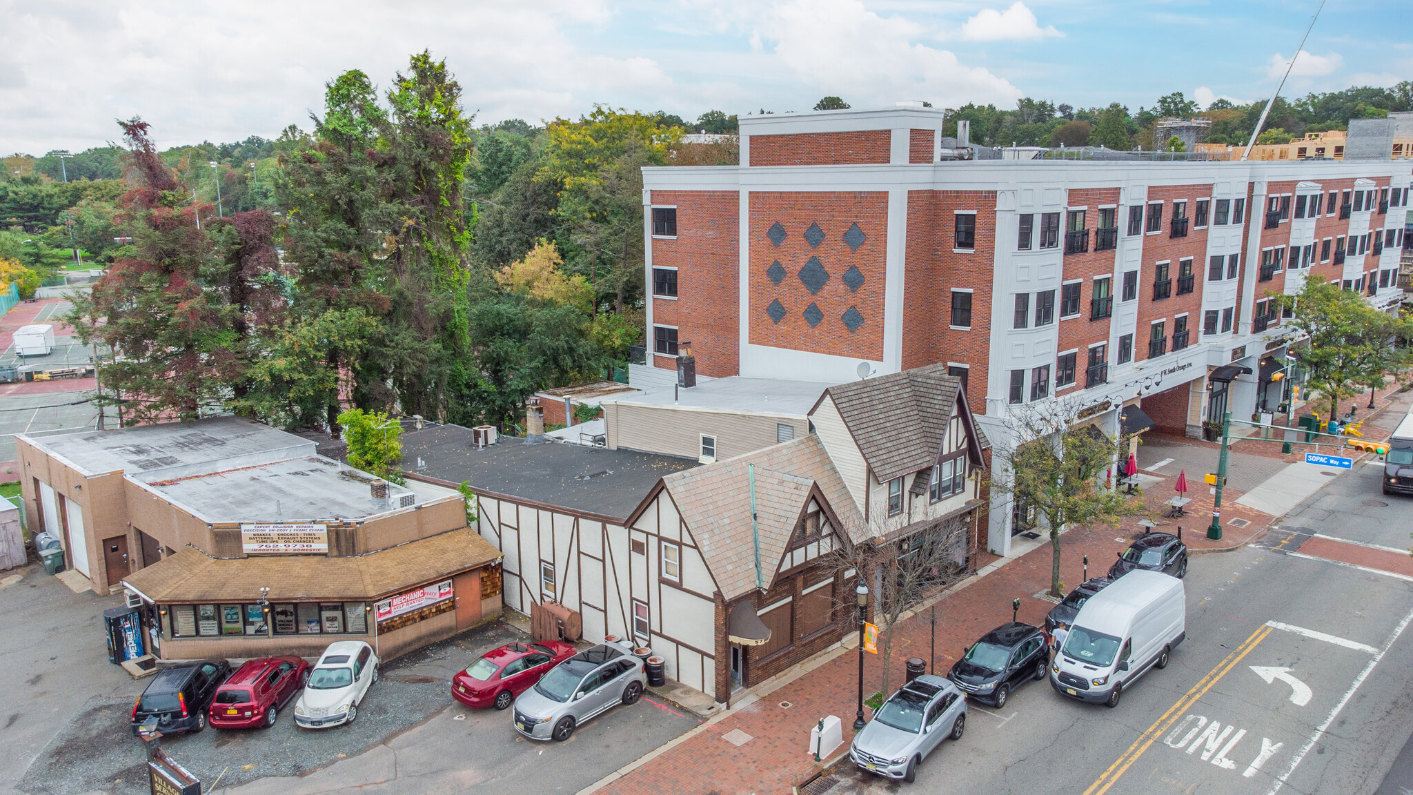 57 S Orange Ave W, South Orange, NJ à vendre Photo du bâtiment- Image 1 de 1