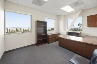 6850 N Durango Dr, Las Vegas, NV for lease Interior Photo- Image 2 of 5