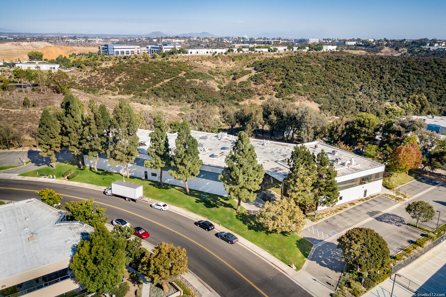 9955 Mesa Rim Rd, San Diego, CA for lease - Building Photo - Image 3 of 17