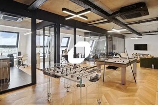 Plus de détails pour 37 Rue Adam Ledoux, Courbevoie - Bureau à vendre