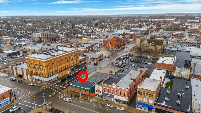 Plus de détails pour 114 W Church St, Marion, OH - Bureau à vendre