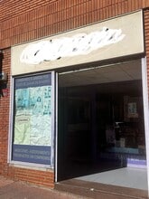 Ronda Ancha, Alcalá de Henares, Madrid for lease Interior Photo- Image 2 of 3