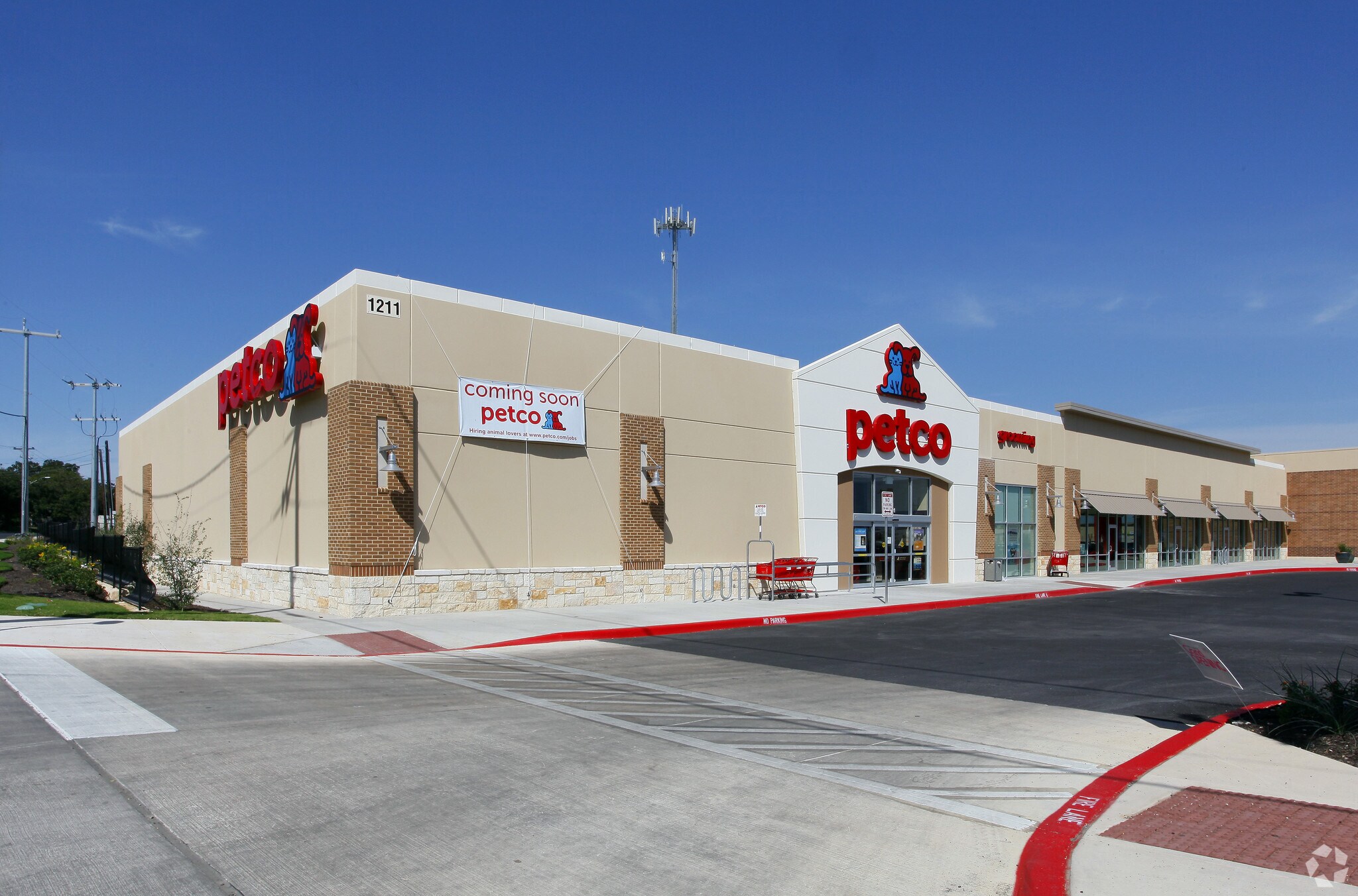 1201 Austin Hwy, San Antonio, TX à louer Photo du bâtiment- Image 1 de 11