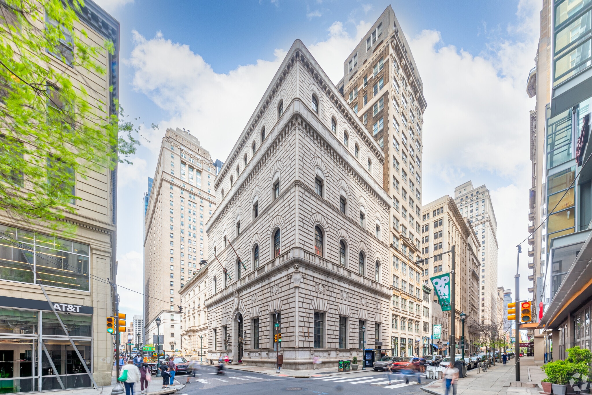 1435-1441 Walnut St, Philadelphia, PA for lease Primary Photo- Image 1 of 23