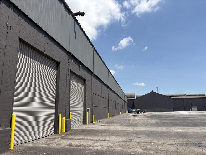 3501 E Biddle St, Baltimore, MD for lease - Building Photo - Image 2 of 14
