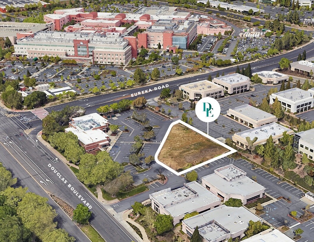 2221A Douglas Blvd, Roseville, CA à vendre Photo du bâtiment- Image 1 de 4