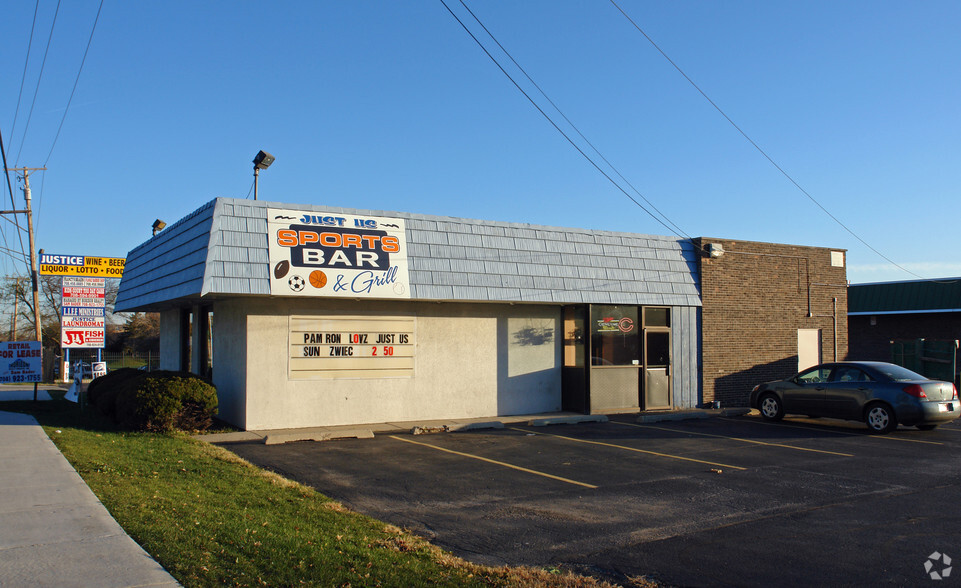 8501 S 88th Ave, Justice, IL for sale - Primary Photo - Image 1 of 1