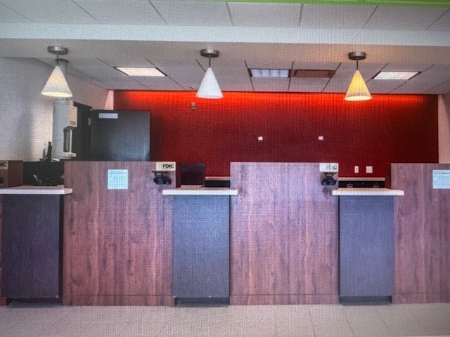 300 Interstate Corporate Cent, Williston, VT for lease - Building Photo - Image 2 of 13