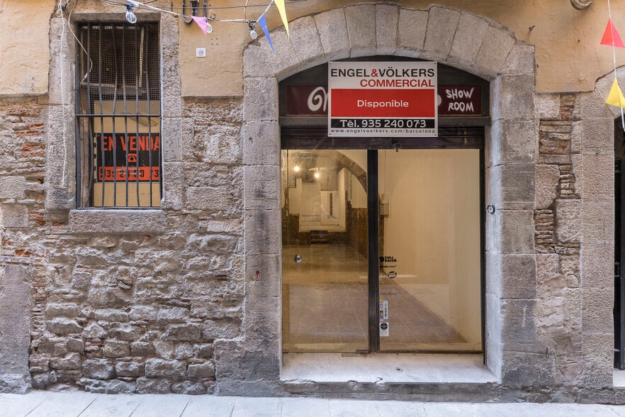 Multifamily in Barcelona, Barcelona for sale - Building Photo - Image 3 of 8