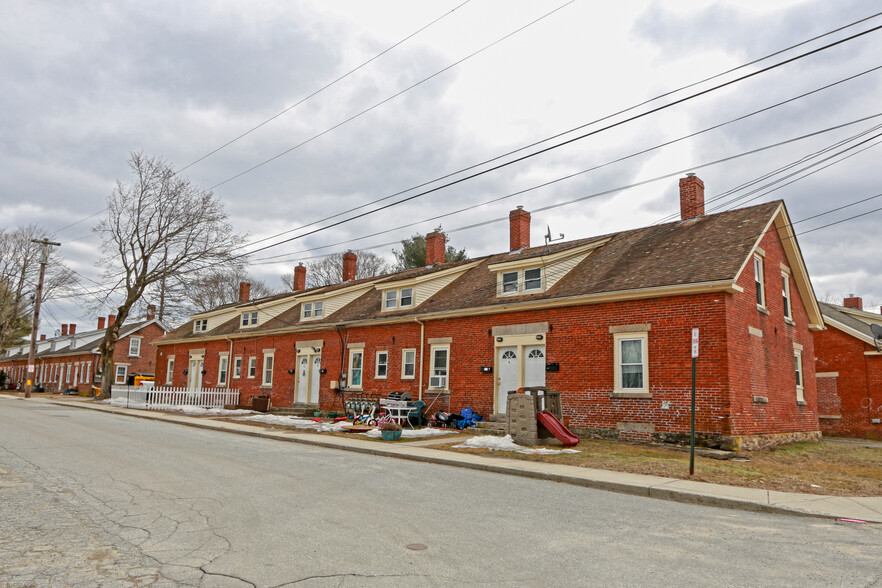 1 Middle St, Brooklyn, CT for sale - Primary Photo - Image 1 of 1