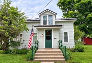 1107 Michigan Ave, Alma, MI for sale Primary Photo- Image 1 of 2