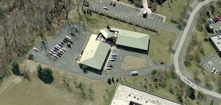 10 Centre Dr, Monroe Township, NJ à vendre - Aérien - Image 2 de 9