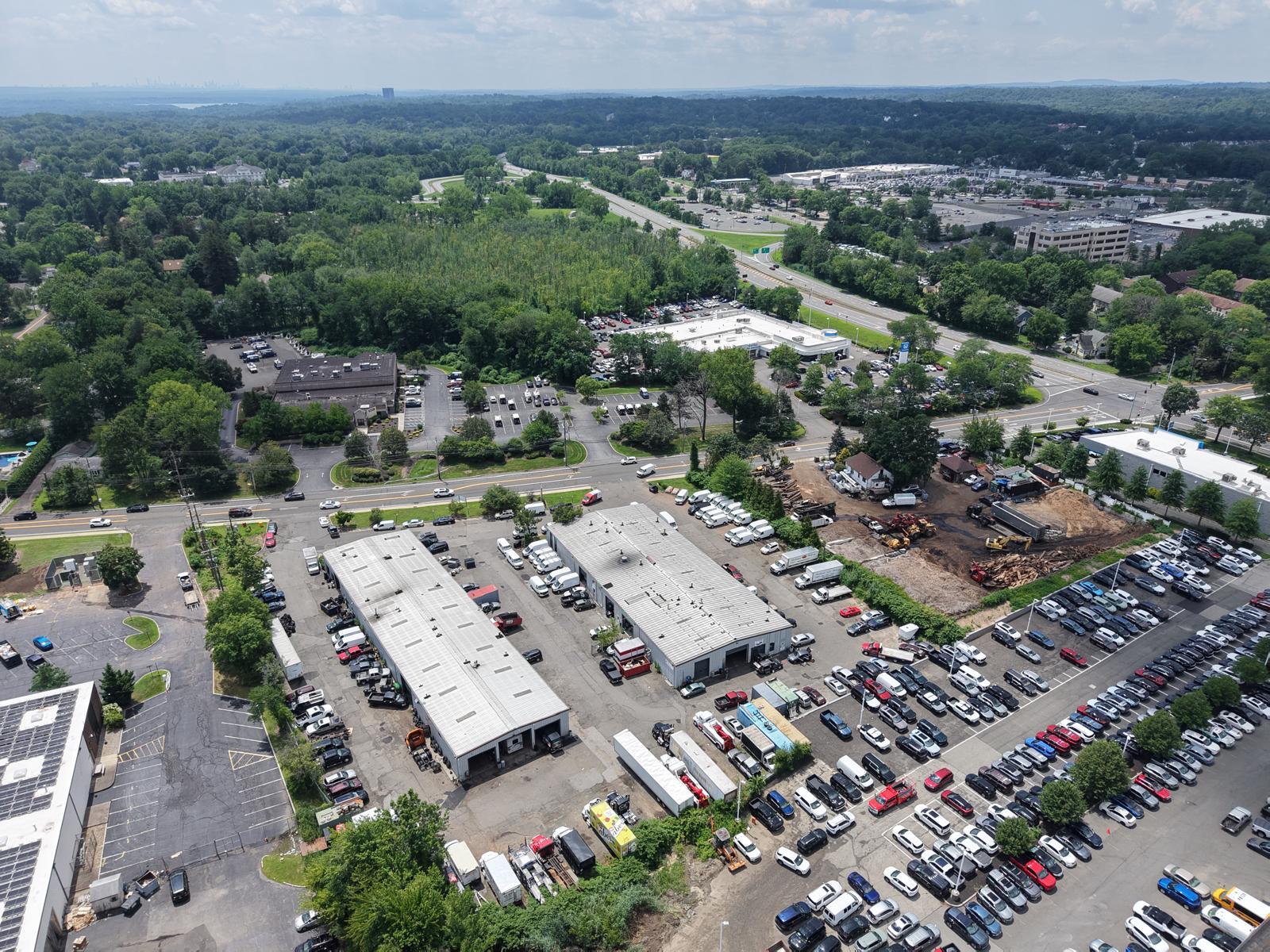 230 W Nyack Rd, Nanuet, NY for lease Building Photo- Image 1 of 11