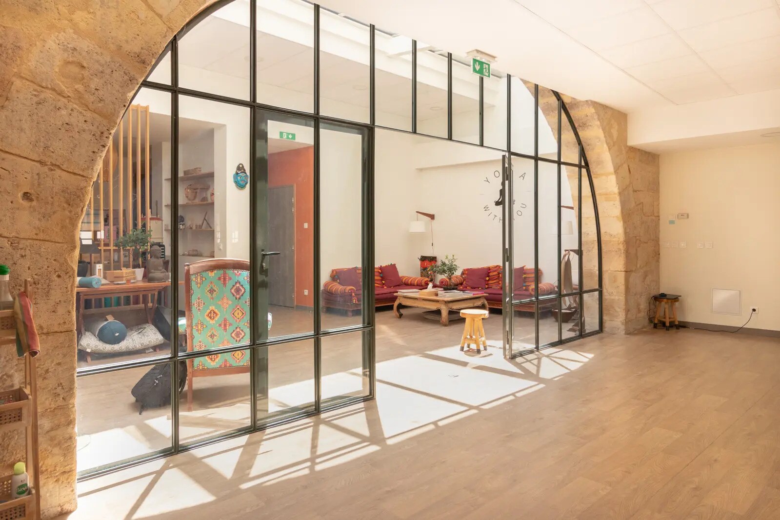 Commerce de détail dans Bordeaux à vendre Photo intérieure- Image 1 de 9