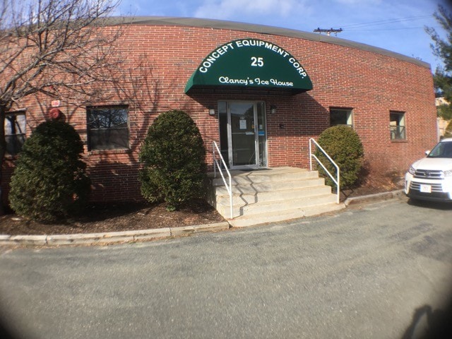 25 East St, Winchester, MA for lease - Building Photo - Image 3 of 6