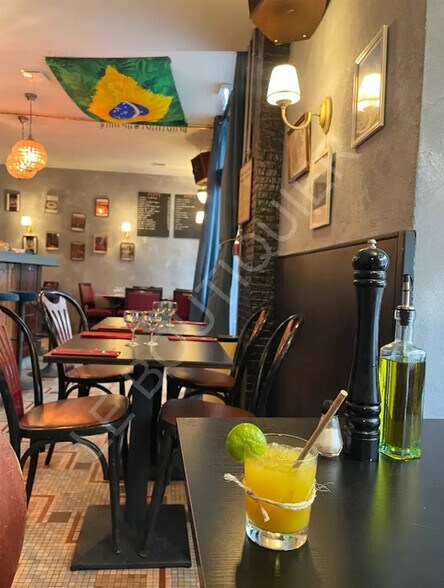 Commerce de détail dans Nantes à vendre - Photo du bâtiment - Image 3 de 7