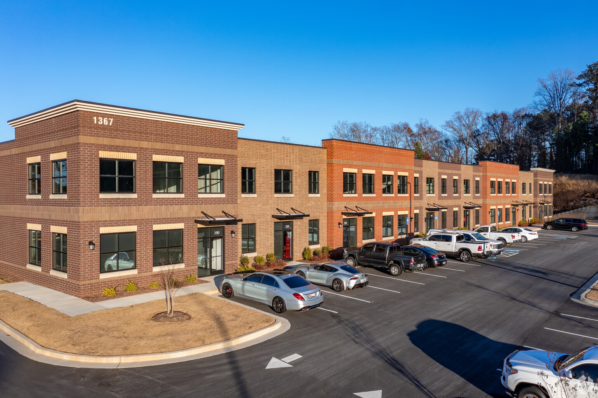 1367 Buford Business Blvd, Buford, GA for lease Primary Photo- Image 1 of 6