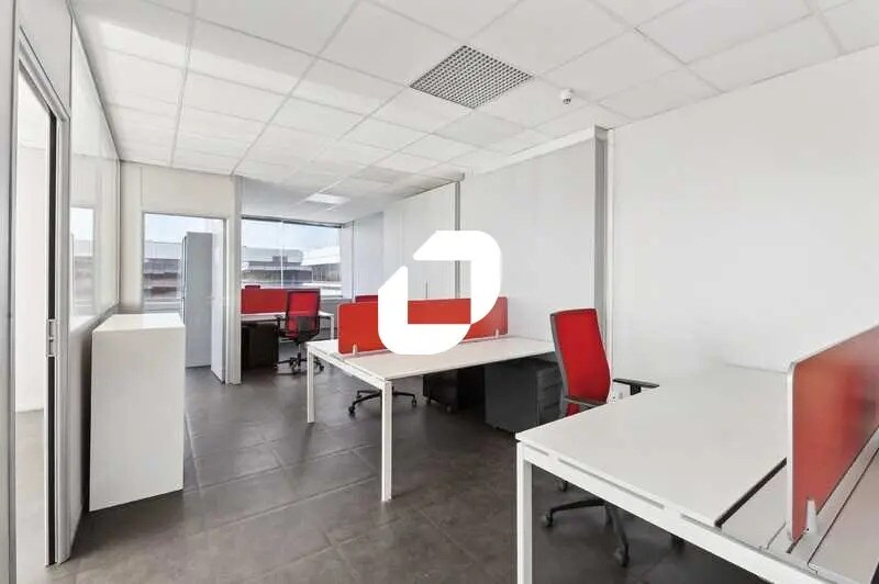 Bureau dans Cergy à vendre Photo intérieure- Image 1 de 15