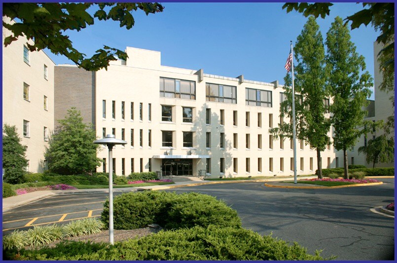 6495 New Hampshire Ave, Hyattsville, MD à louer Photo du bâtiment- Image 1 de 20