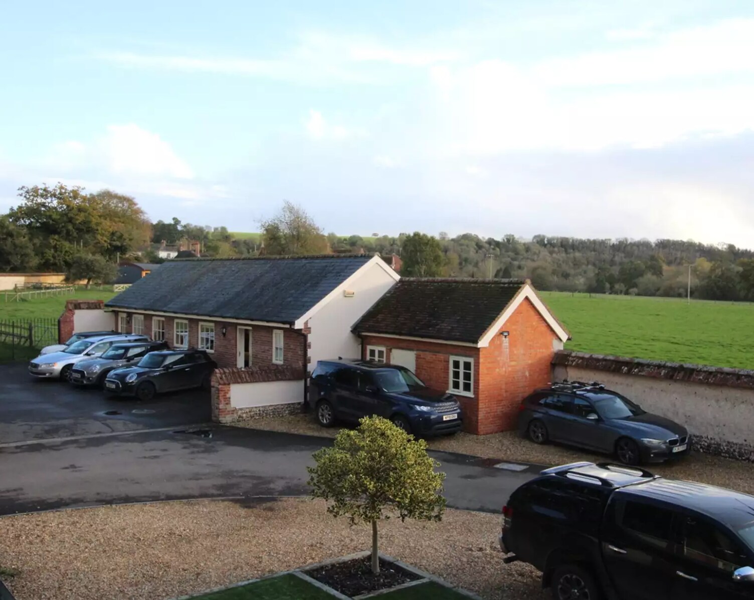 Upper Woodford, Salisbury for sale Primary Photo- Image 1 of 3