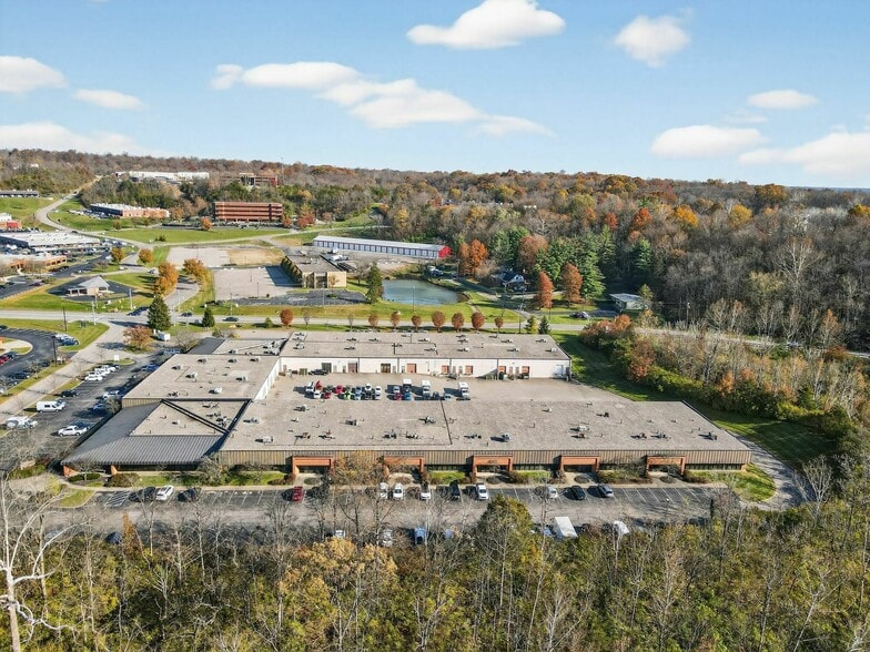 50 W TechneCenter Dr, Milford, OH à vendre - Photo principale - Image 1 de 47