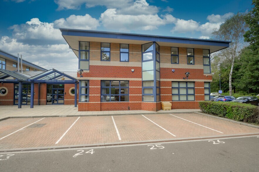 Fifth Avenue, Team Valley Trading Estate, Gateshead for lease - Building Photo - Image 3 of 9