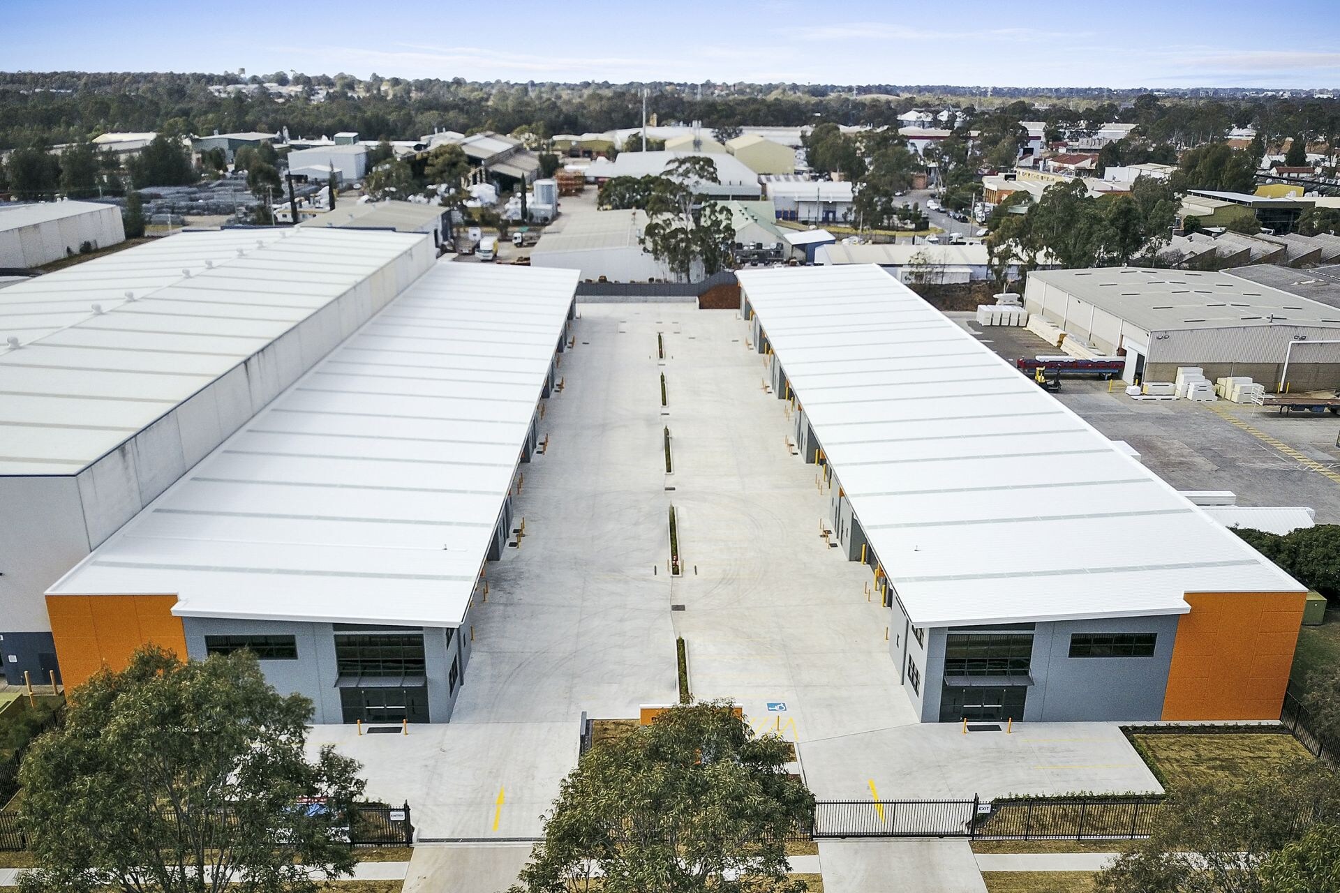 32-36 Dunheved Circuit, St Marys for lease Primary Photo- Image 1 of 6