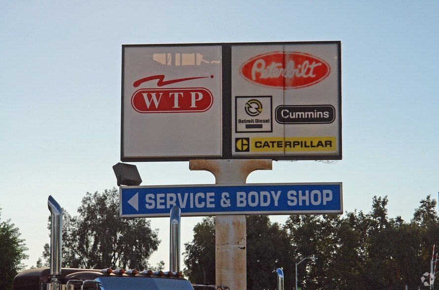 1441 Richards Blvd, Sacramento, CA à louer - Photo du bâtiment - Image 3 de 32