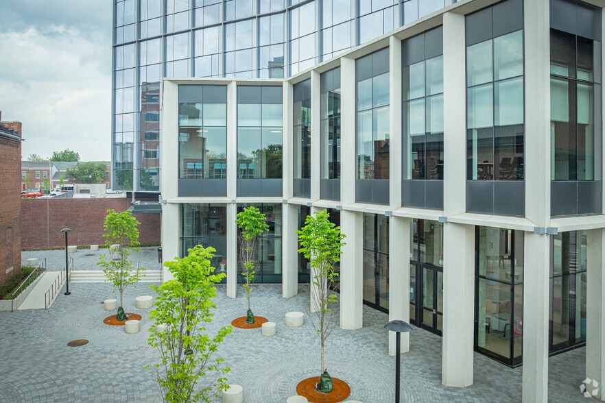 800 W Baltimore St, Baltimore, MD à louer - Photo du bâtiment - Image 2 de 11