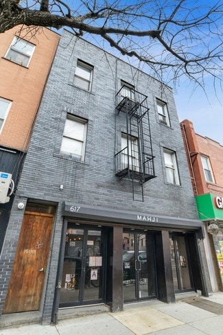 More details for 617 Grand St, Brooklyn, NY - Retail for Lease