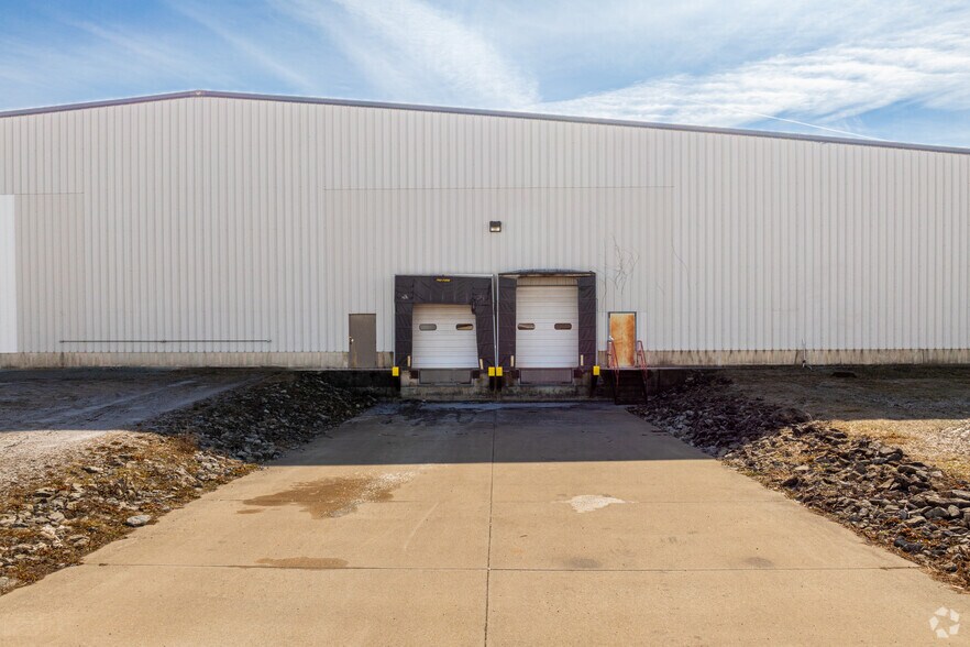 2605 Davis Rd, Kokomo, IN à louer - Photo du bâtiment - Image 3 de 5